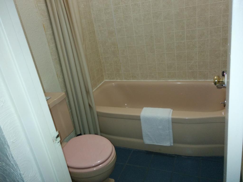 Crystal Motel Oakhurst Екстер'єр фото